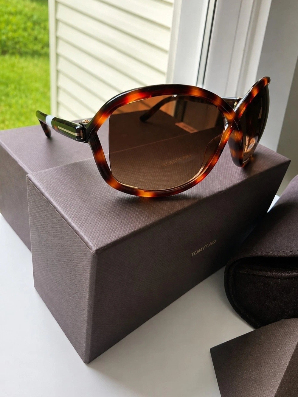 Tom Ford Bettina FT1068 52F Dark Havana Oversized Sunglasses NWT - Picture 3 of 13